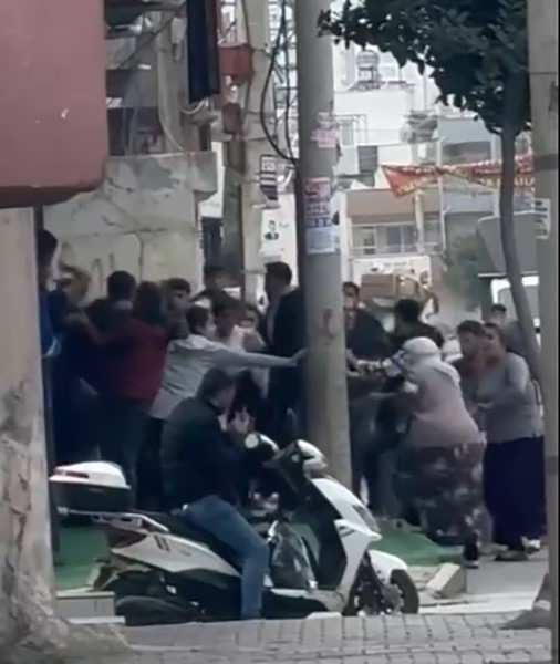 Yol Verme Kavgası Sokağa Taştı