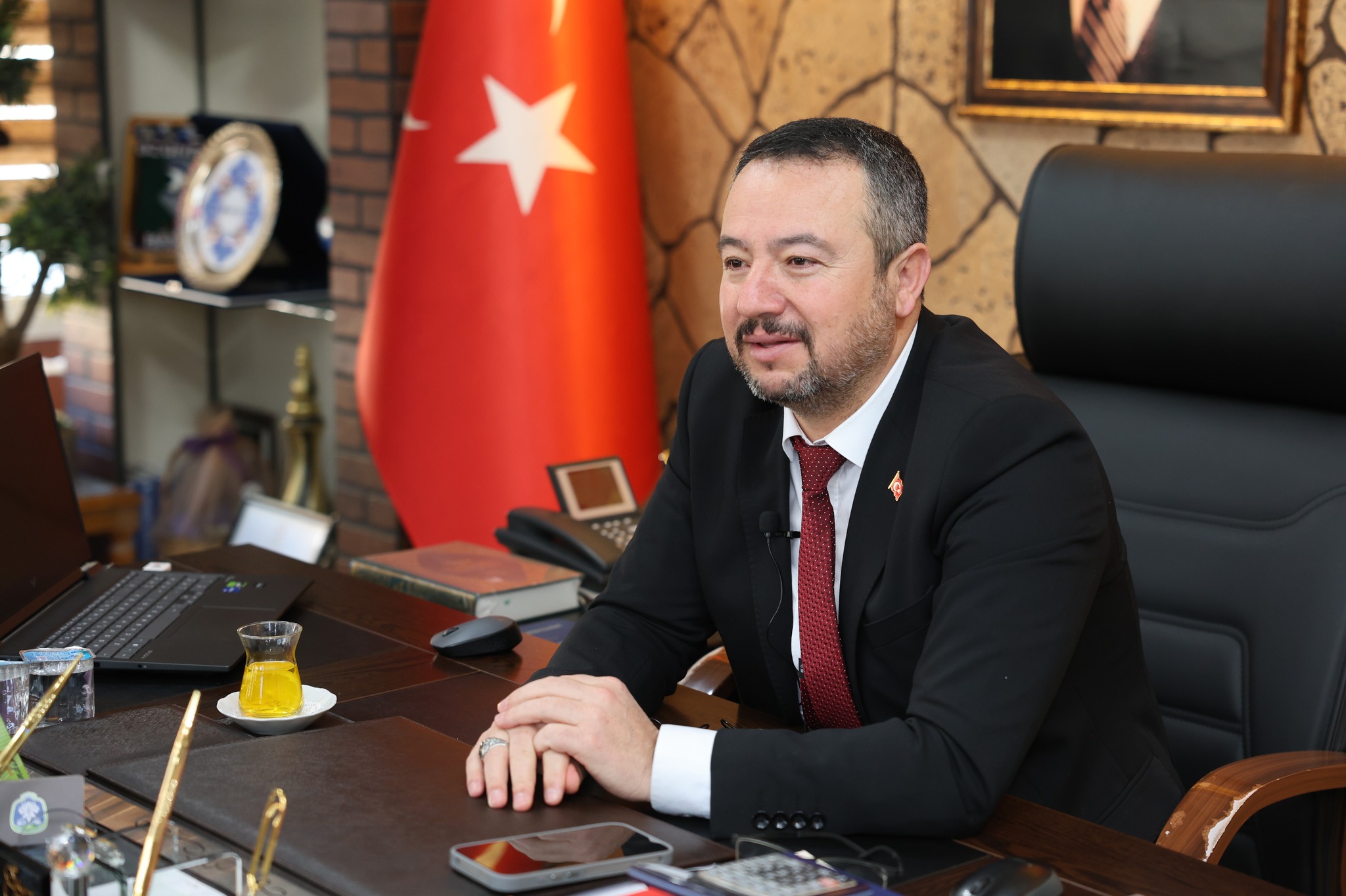 Barbaros Ortaokulu Öğrencilerinden Başkan Öztaş'a Ziyaret