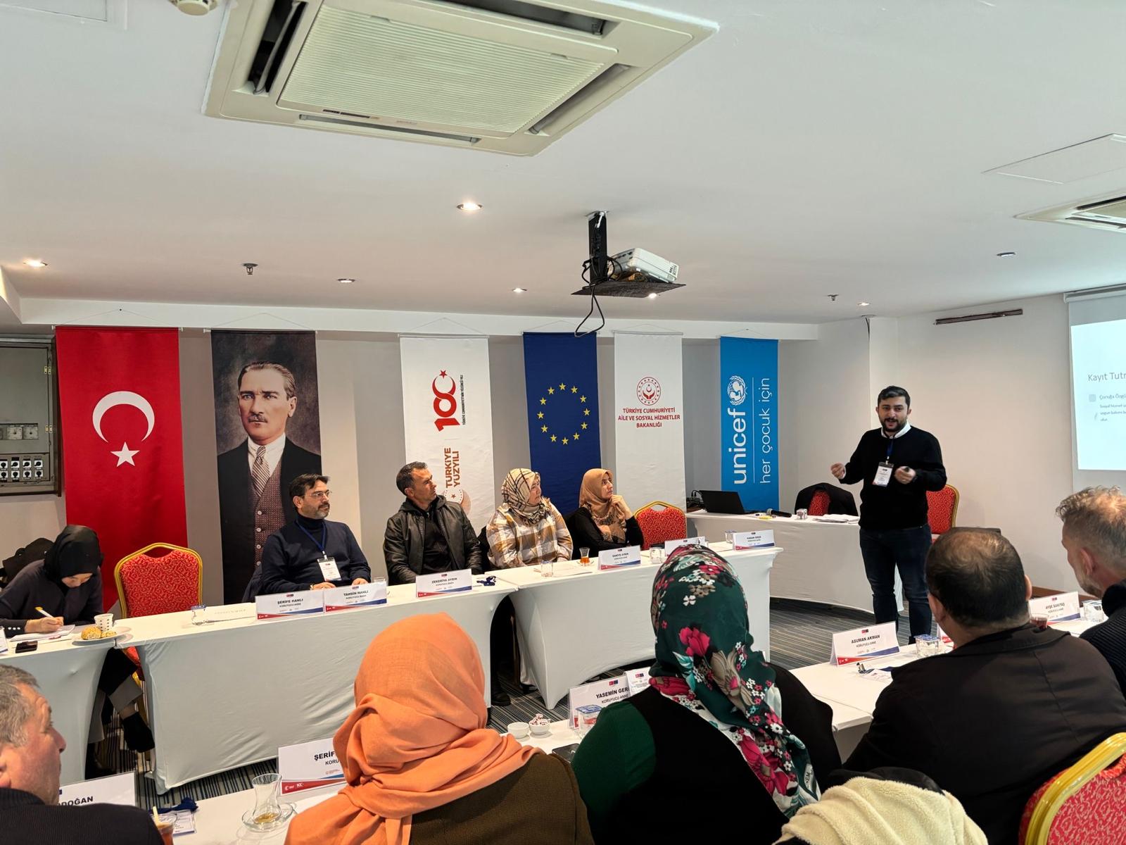 İl Müdürleri Erdoğan ve Sünnetci’nin Katılımıyla, Geçici Koruyucu Aile Modeli Çalıştay’ı Gerçekleştirildi