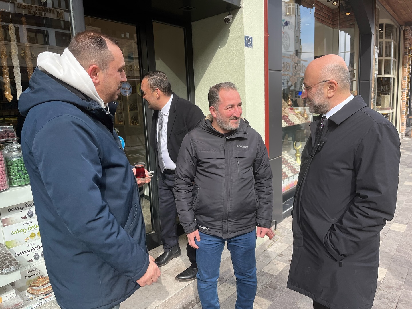 Başkan Şahin'den, Uzun Çarşı Esnaflarına Ziyaret