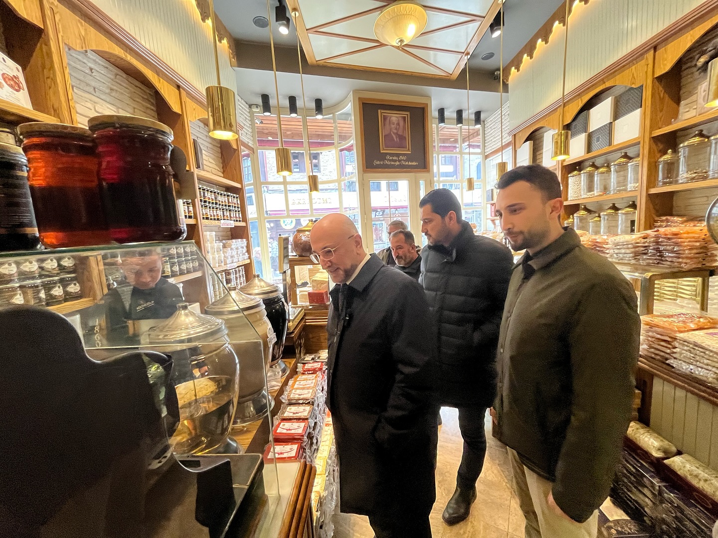 Başkan Şahin'den, Uzun Çarşı Esnaflarına Ziyaret