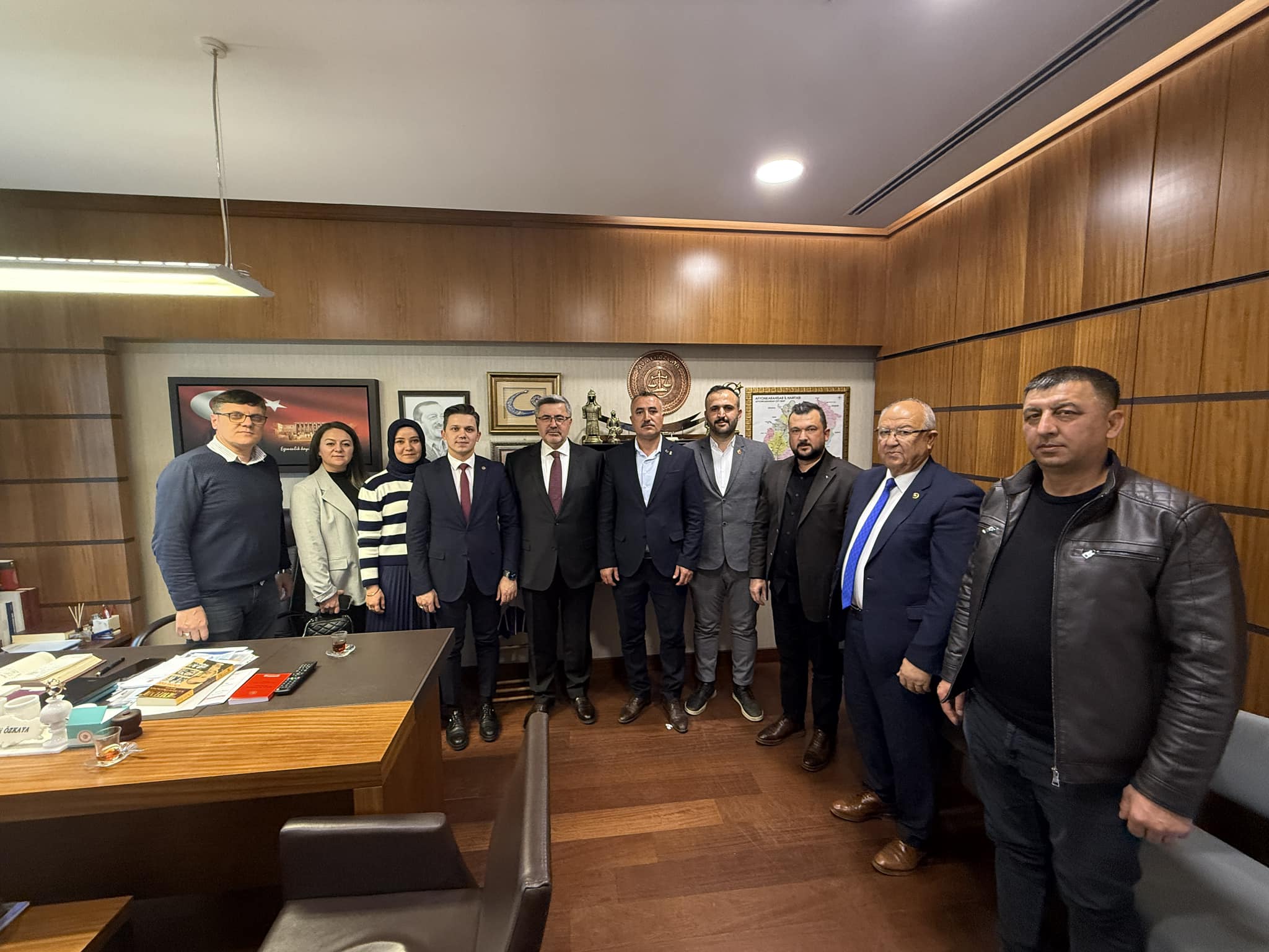 Milletvekili Özkaya, Dazkırı Ak Parti Heyetini Kabul Etti