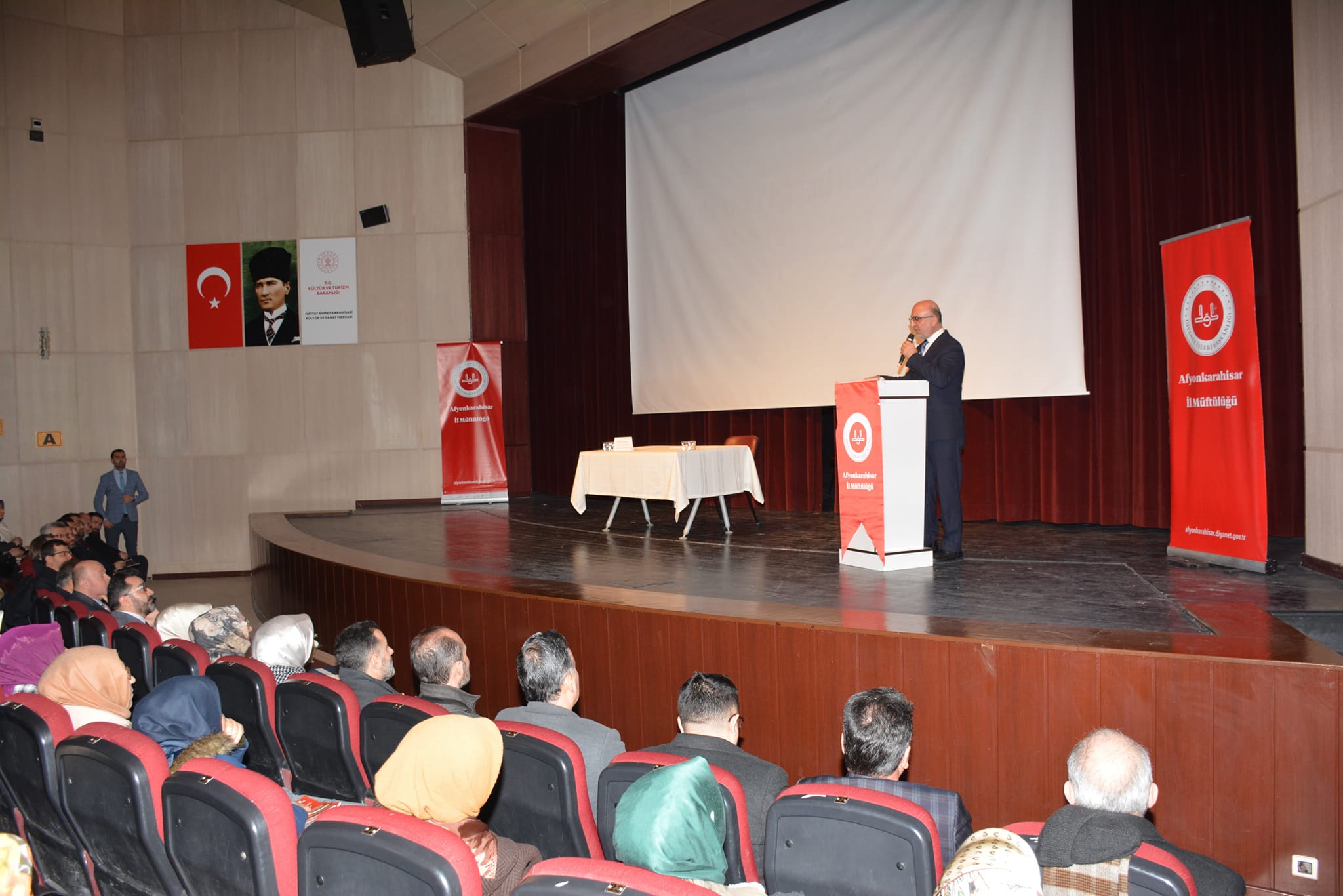 Dijital Dünyada Dini Değerlerin Temsili Buluşması Afyonkarahisar’da Gerçekleşti