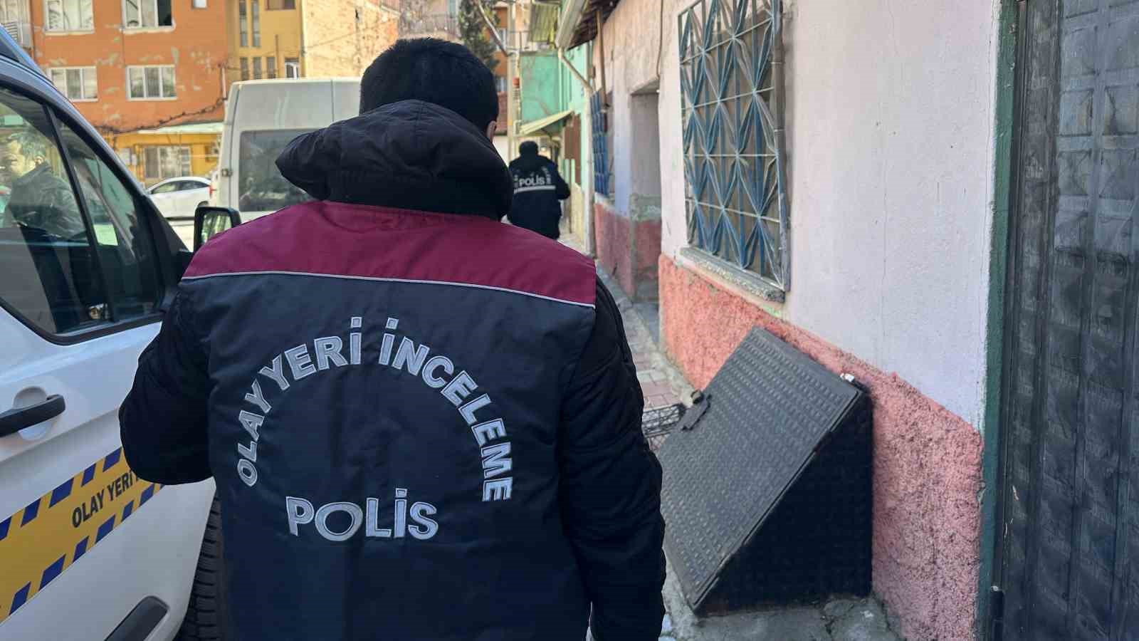 Oğlu Tarafından Bıçaklanan Baba Hayatını Kaybetti