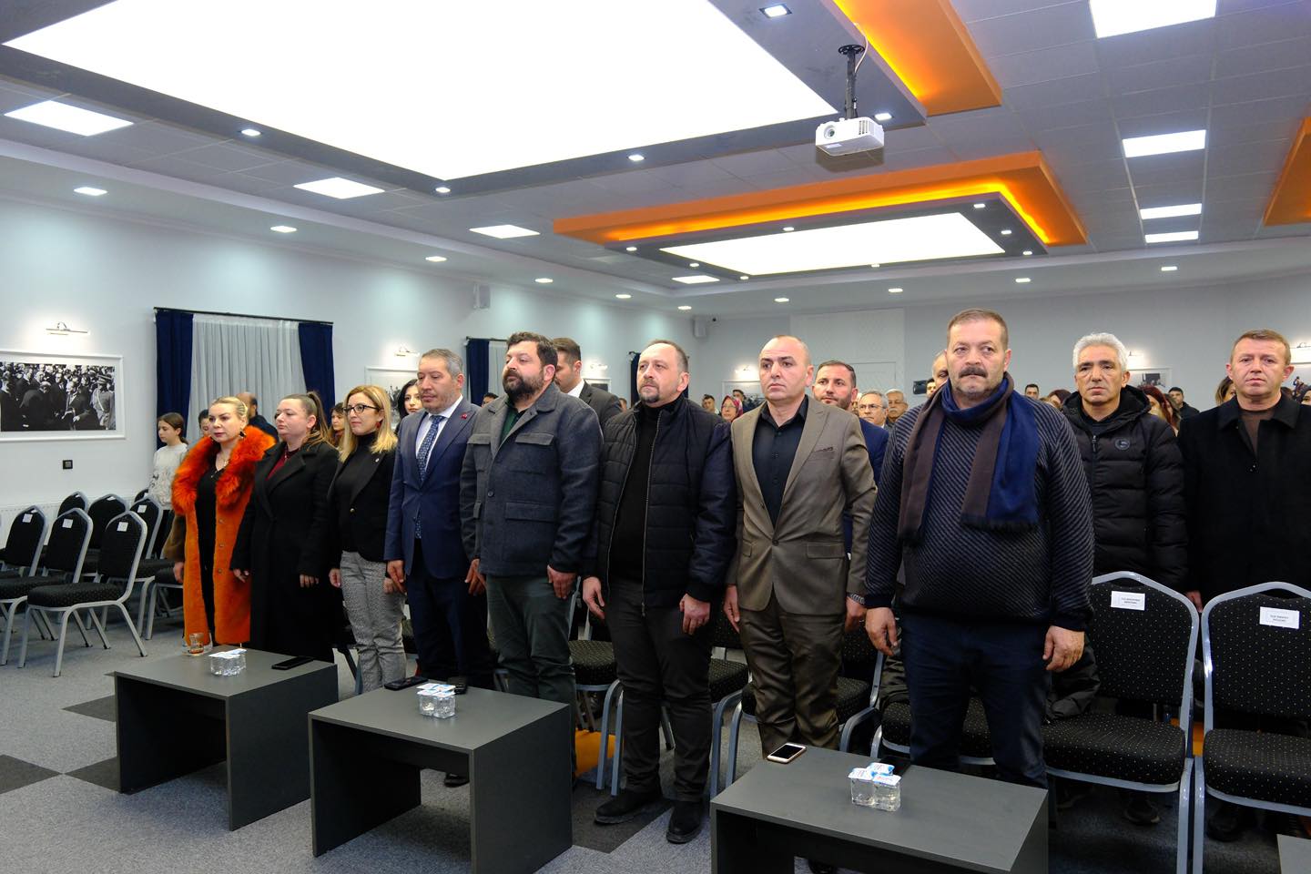 Dinar’da Coşku Dolu Etkinlik: Afyonkarahisar Belediyesi Kent Orkestrası Müzik Dinletisi Sundu