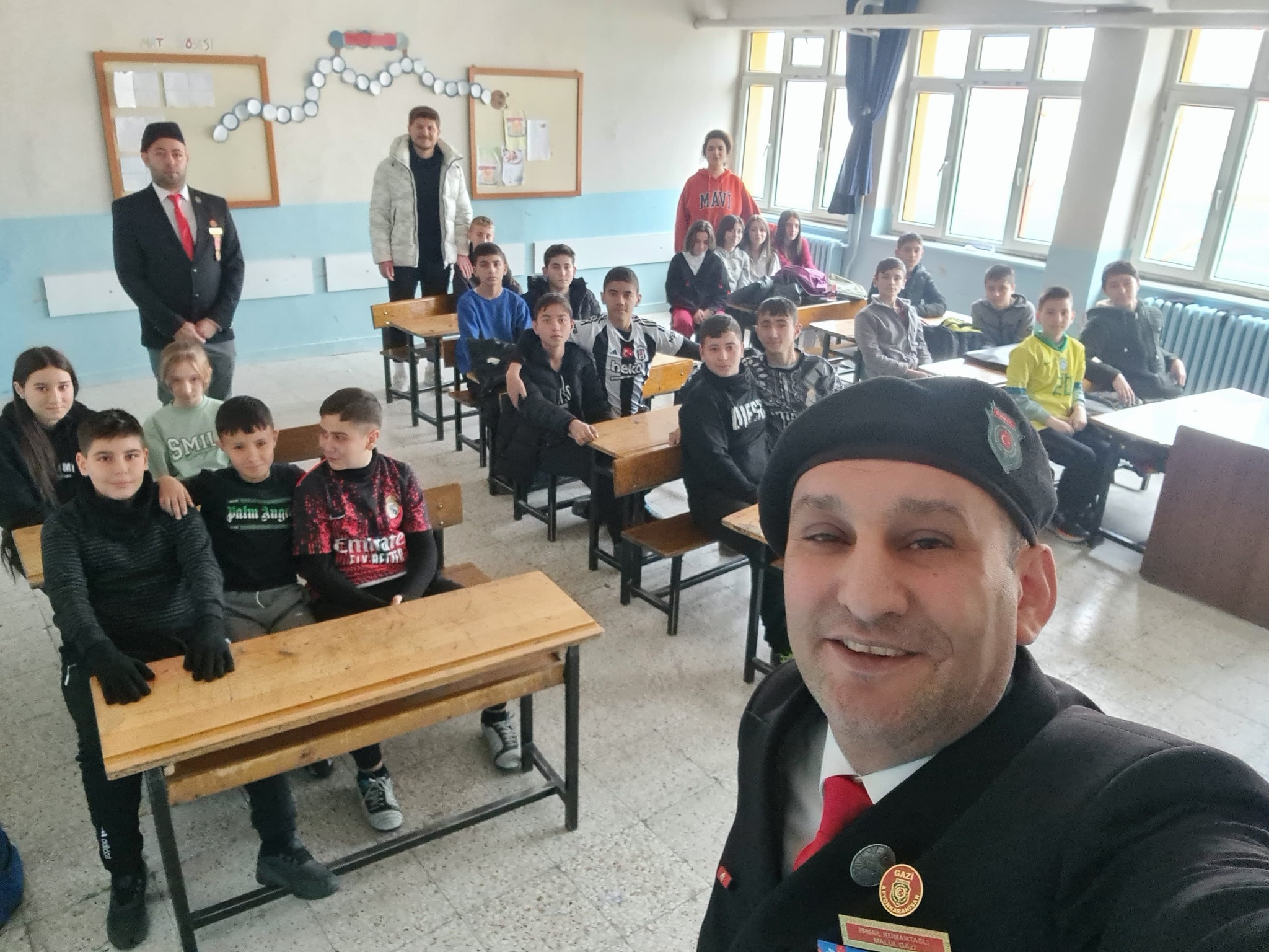 KUMARTAŞ’LI EĞİTİME  DESTEK VERMEYE DEVAM EDİYOR