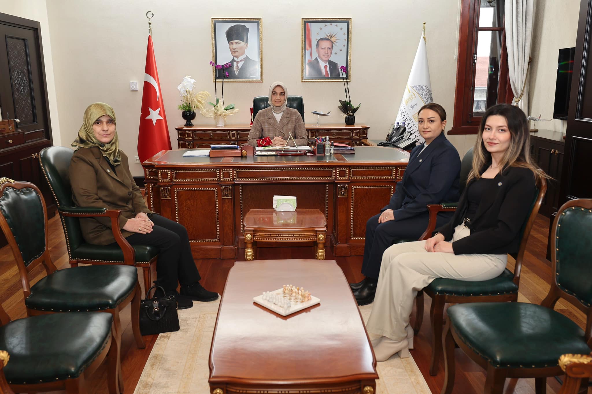 İYİ Parti Kadın Kollarından, Vali Yiğitbaşı’na Ziyaret