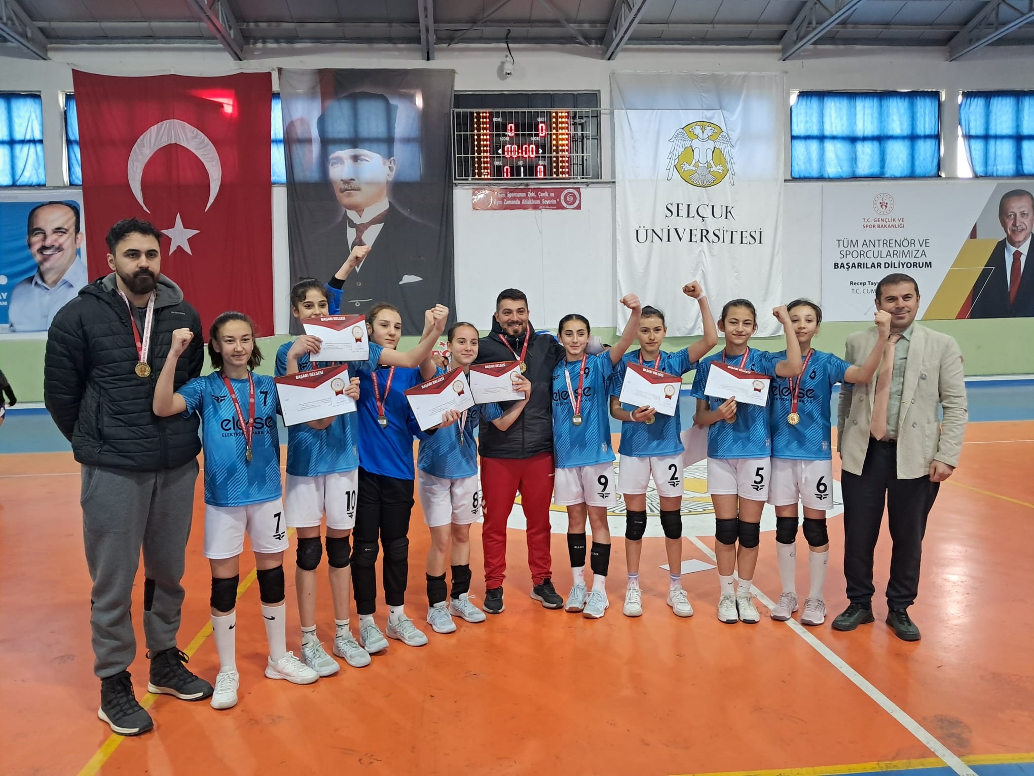 HENTBOL TAKIMI TÜRKİYE FİNALLERİNDE!