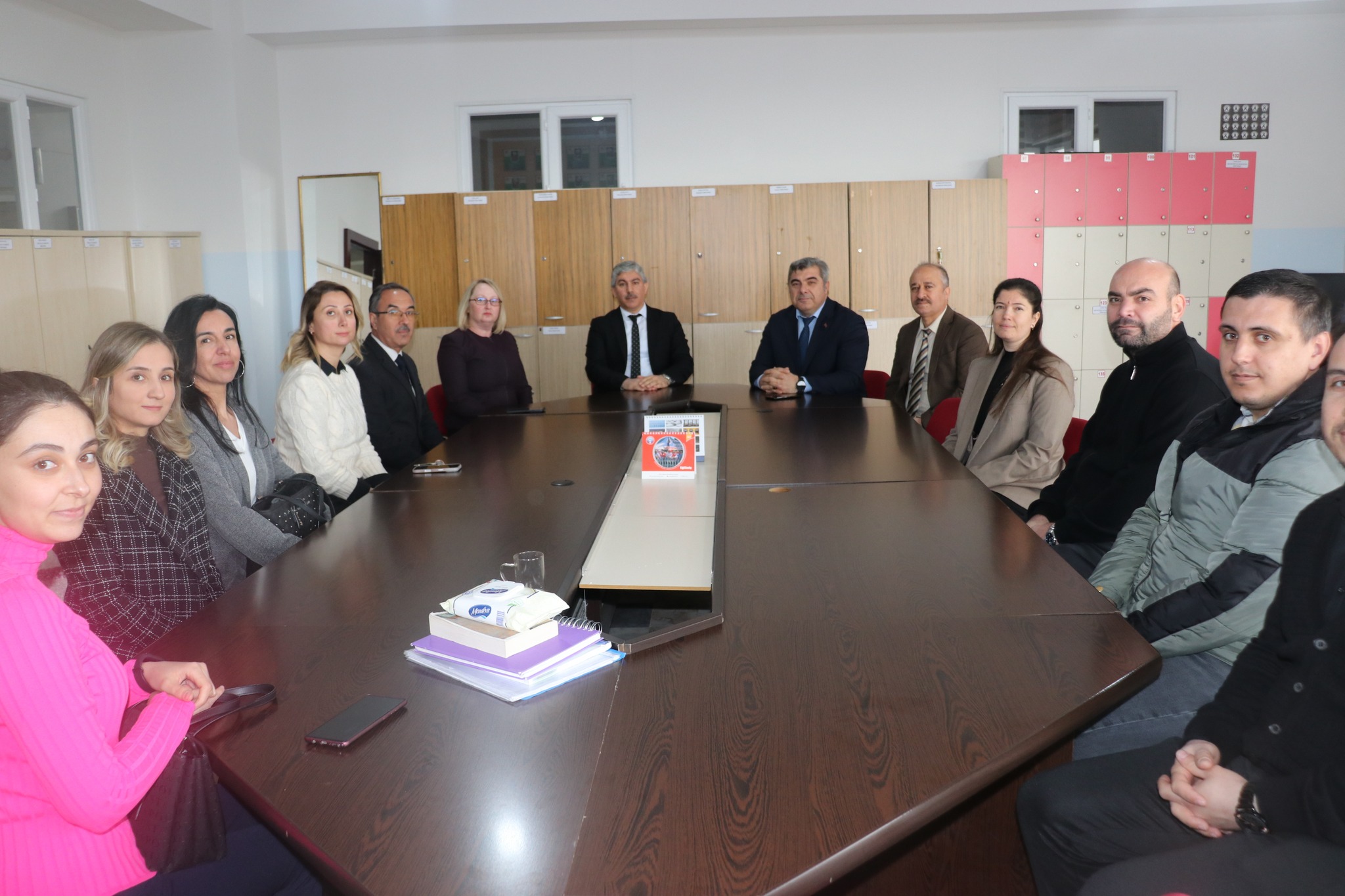 Müdür Sünnetci, Ahi Evran Ticaret Lisesi'ni Ziyaret Etti