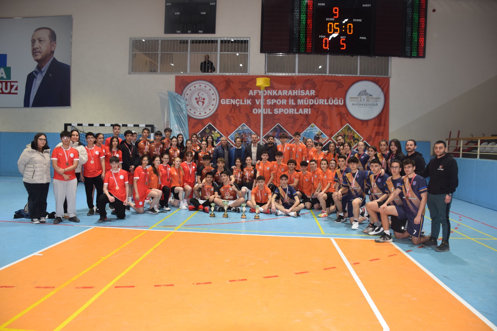 Afyonkarahisar’da Korfbol Heyecanı: Gençler ve Yıldızlar Müsabakaları Sona Erdi