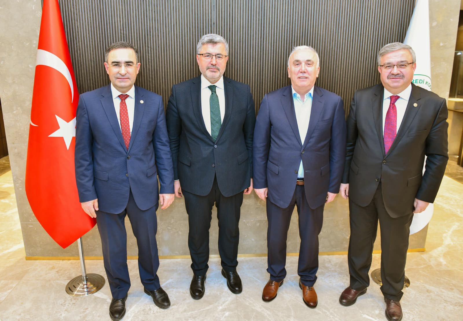 Ak Parti Afyon Milletvekillerinden, Tarım Kredi Kooperatifleri Genel Müdürü Aydın’a Ziyaret