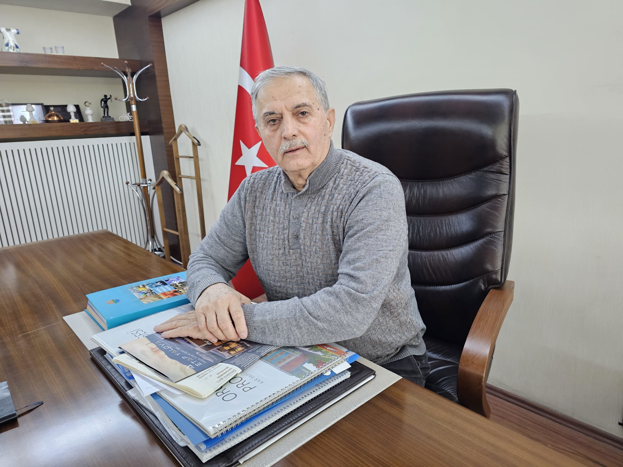 OSB BAŞKANI BEKİR YEŞİLAY MERAK EDİLEN SORULARI İÇTENLİKLE YANITLADI