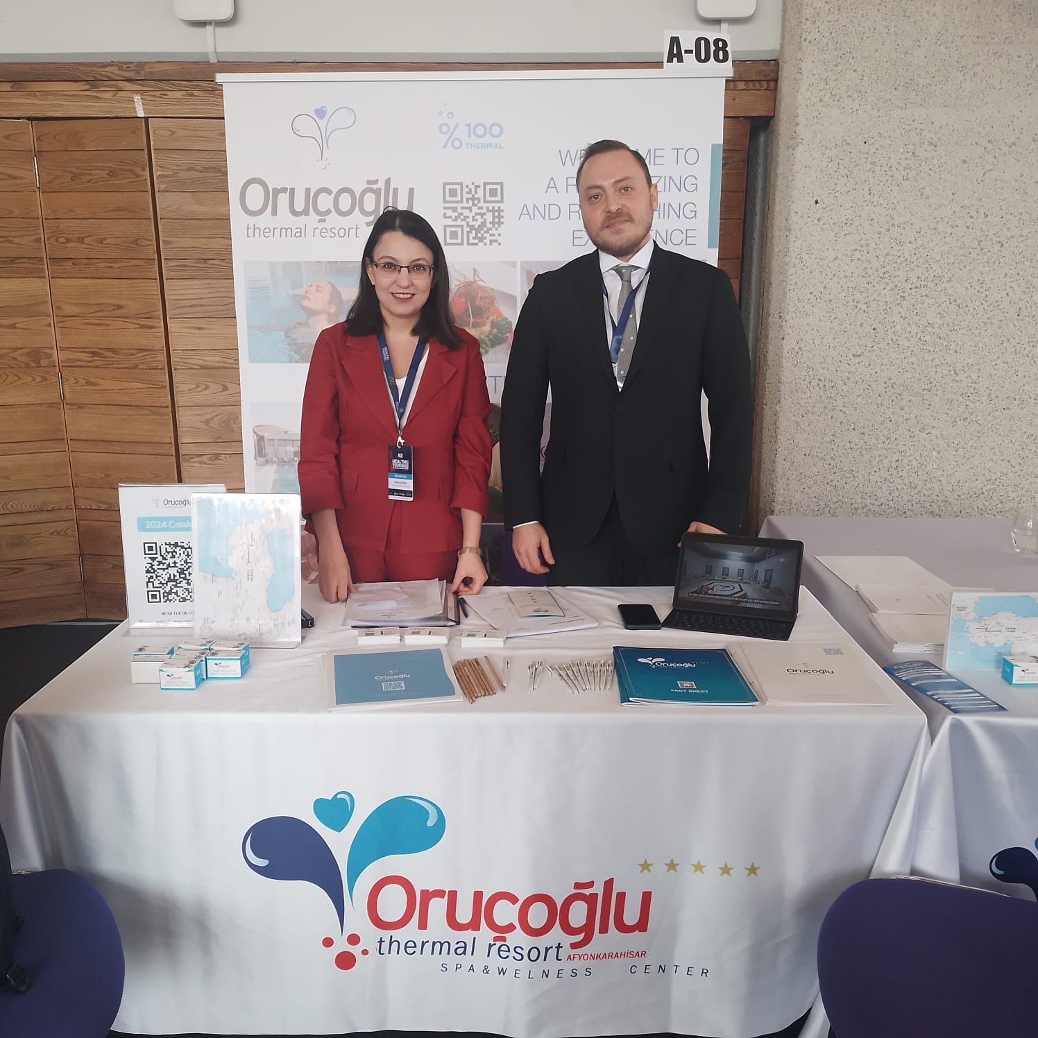 ORUÇOĞLU TERMAL OTEL LONDRA'DA GÖZ KAMAŞTIRDI!