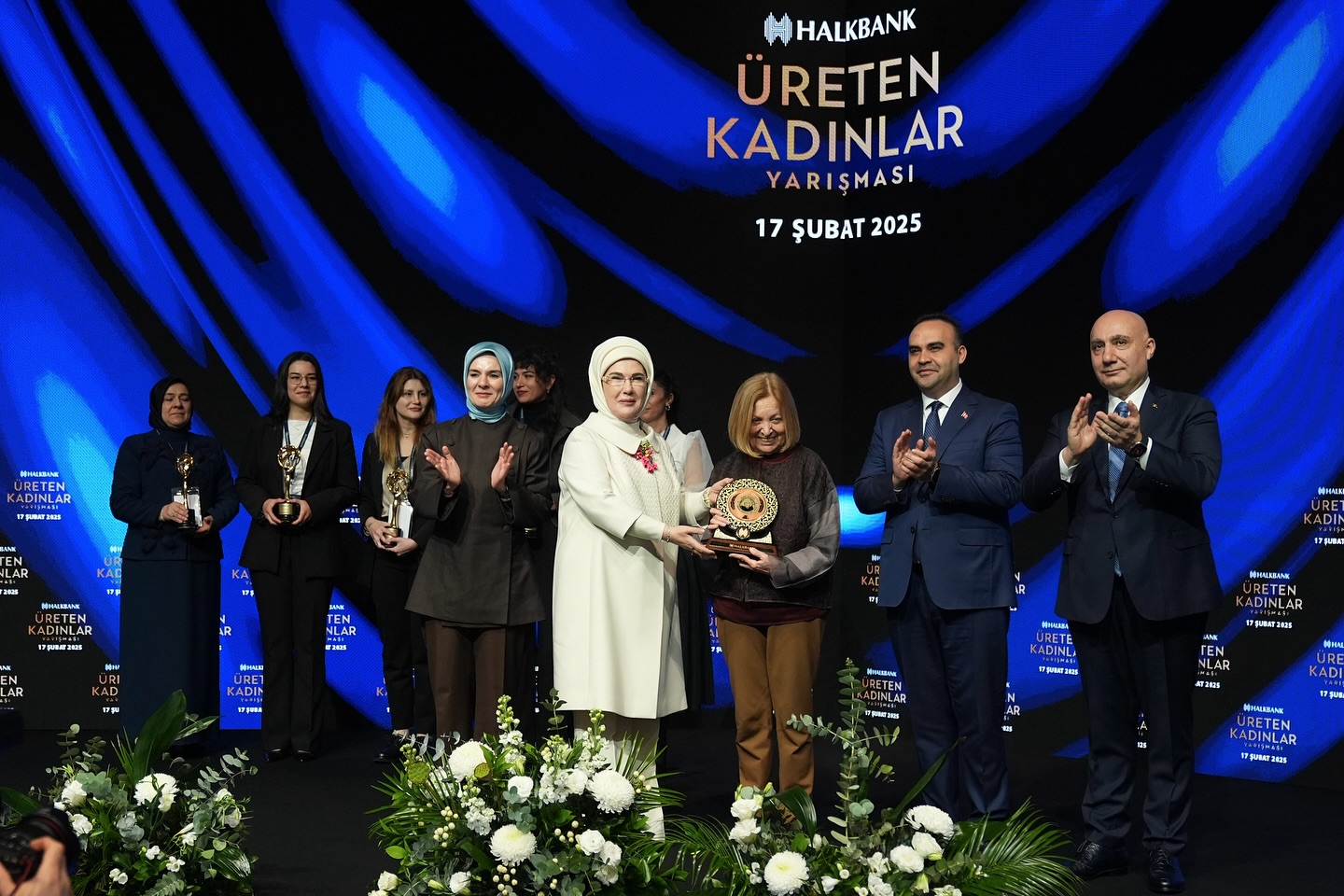 AFYONLU BAKAN GÖKTAŞ ÜRETEN KADINLAR İLE İSTANBUL’DA BİR ARAYA GELDİ