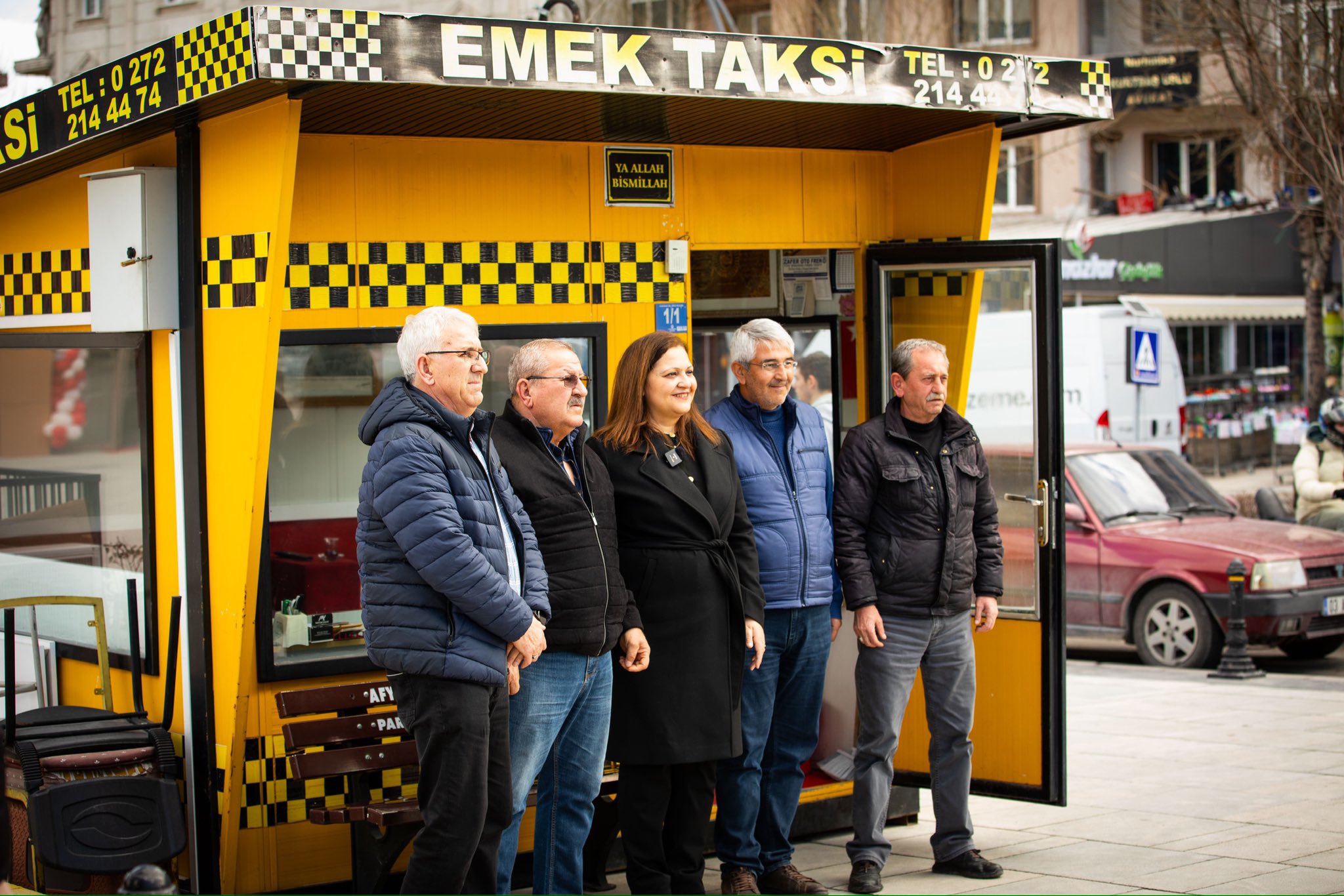 ESNAF ÇAYINA HAYIR DEMEDİ  KÖKSAL TALEPLERİ YERİNDE DİNLEDİ