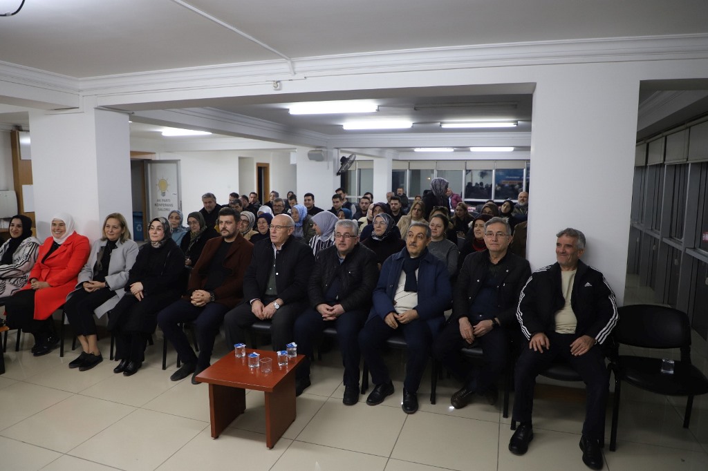 AK PARTİ KADIN KOLLARI AR-GE BAŞKANLIĞI EĞİTİM FAALİYETLERİNE BAŞLADI