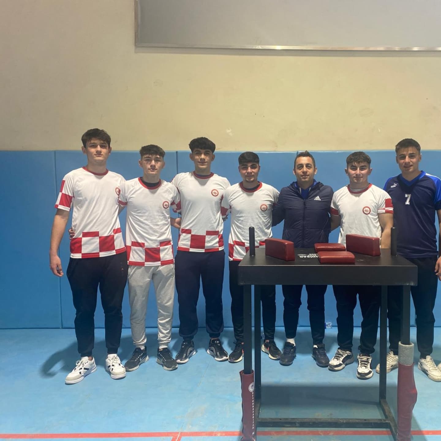 RSP TEKNİK KOLEJİ ÖĞRENCİLERİ BİLEK GÜREŞİNDE BÜYÜK BAŞARI ELDE ETTİ