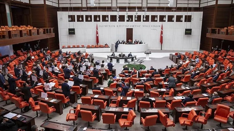 Meclis'te kabul edildi: Sanayi ve ticaret kanun teklifi yasalaştı