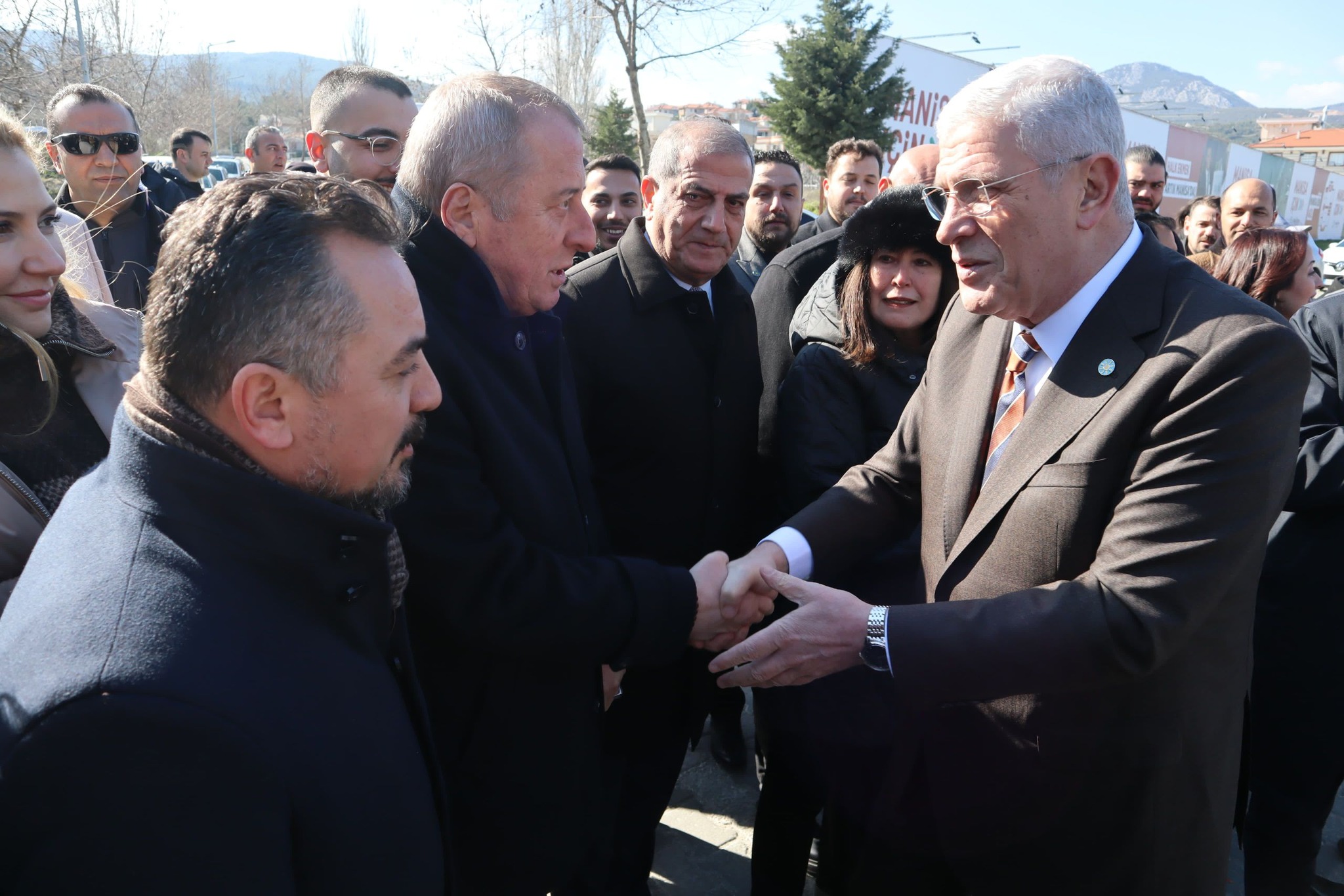 İYİ PARTİ LİDERİ DERVİŞOĞLU OLGUN’UN HEM SİYASETİNE HEM DE KARAKTERİNE GÜVENİYOR