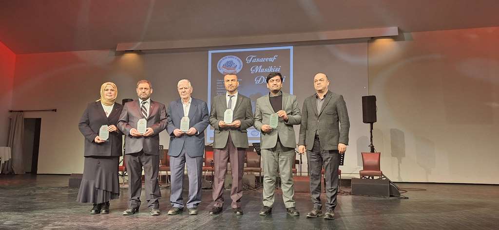 TASAVVUFUN EZGİLERİ AFYONKARAHİSAR'DA YANKILANDI