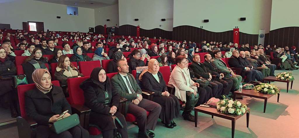 TASAVVUFUN EZGİLERİ AFYONKARAHİSAR'DA YANKILANDI
