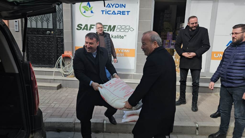 "DEVLET BEY'İMİZİN EMRİNDE, MİLLETİMİZİN HİZMETİNDEYİZ"