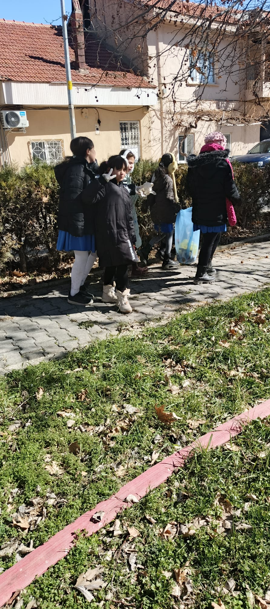 Başmakçı'da Öğrencilerden Örnek Davranış
