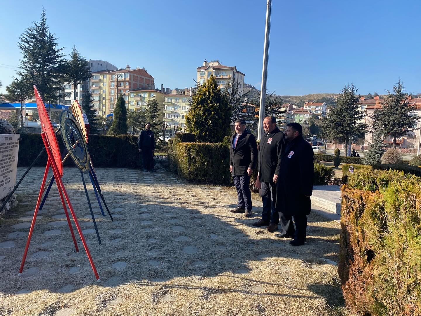 Vergi Haftası Dolayısıyla Atatürk Anıtı'nda Çelenk Bırakıldı!