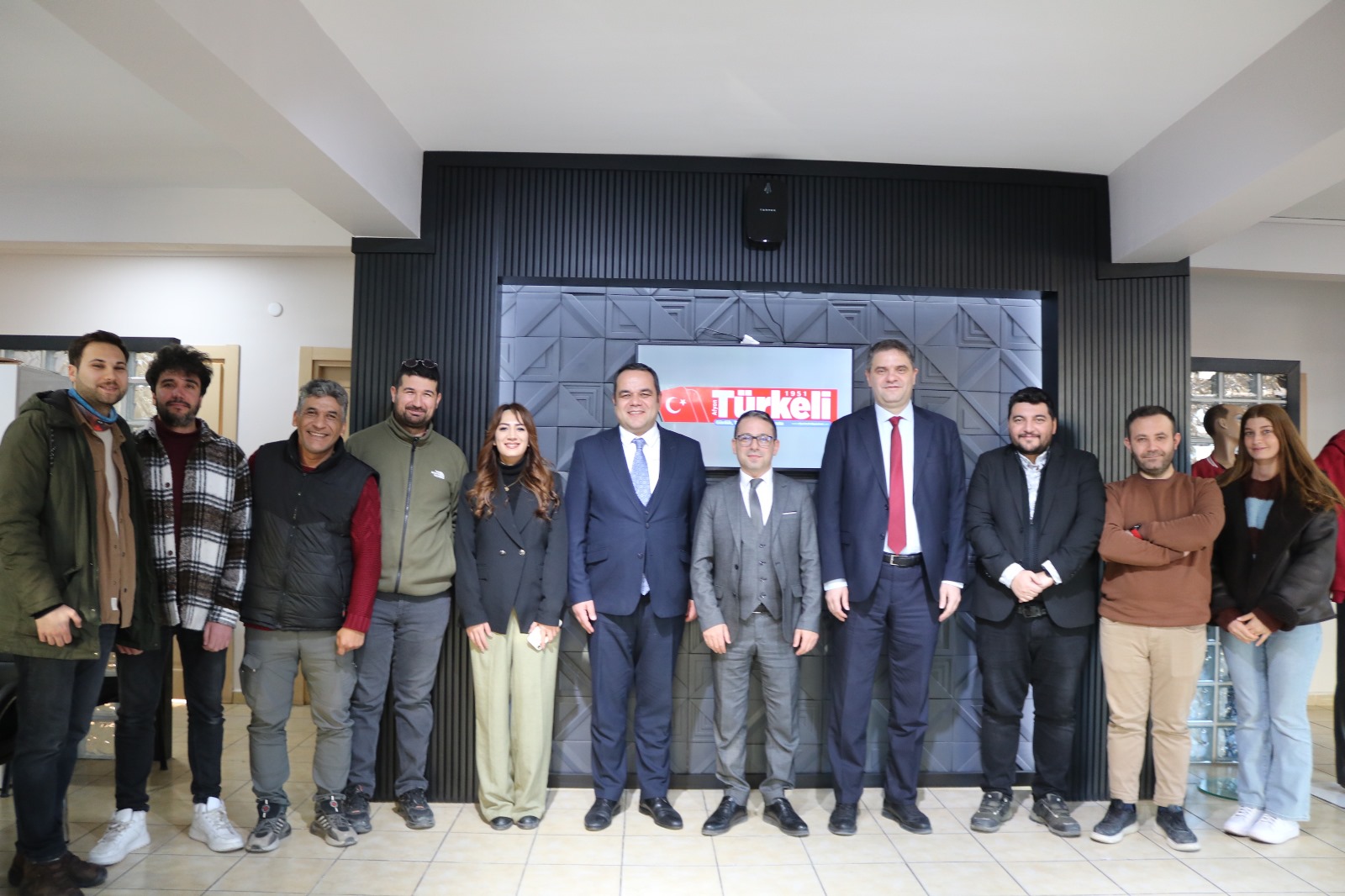 Müdür Ayan, Türkelı̇ Gazetesı̇'nı̇ Zı̇yaret Ettı̇