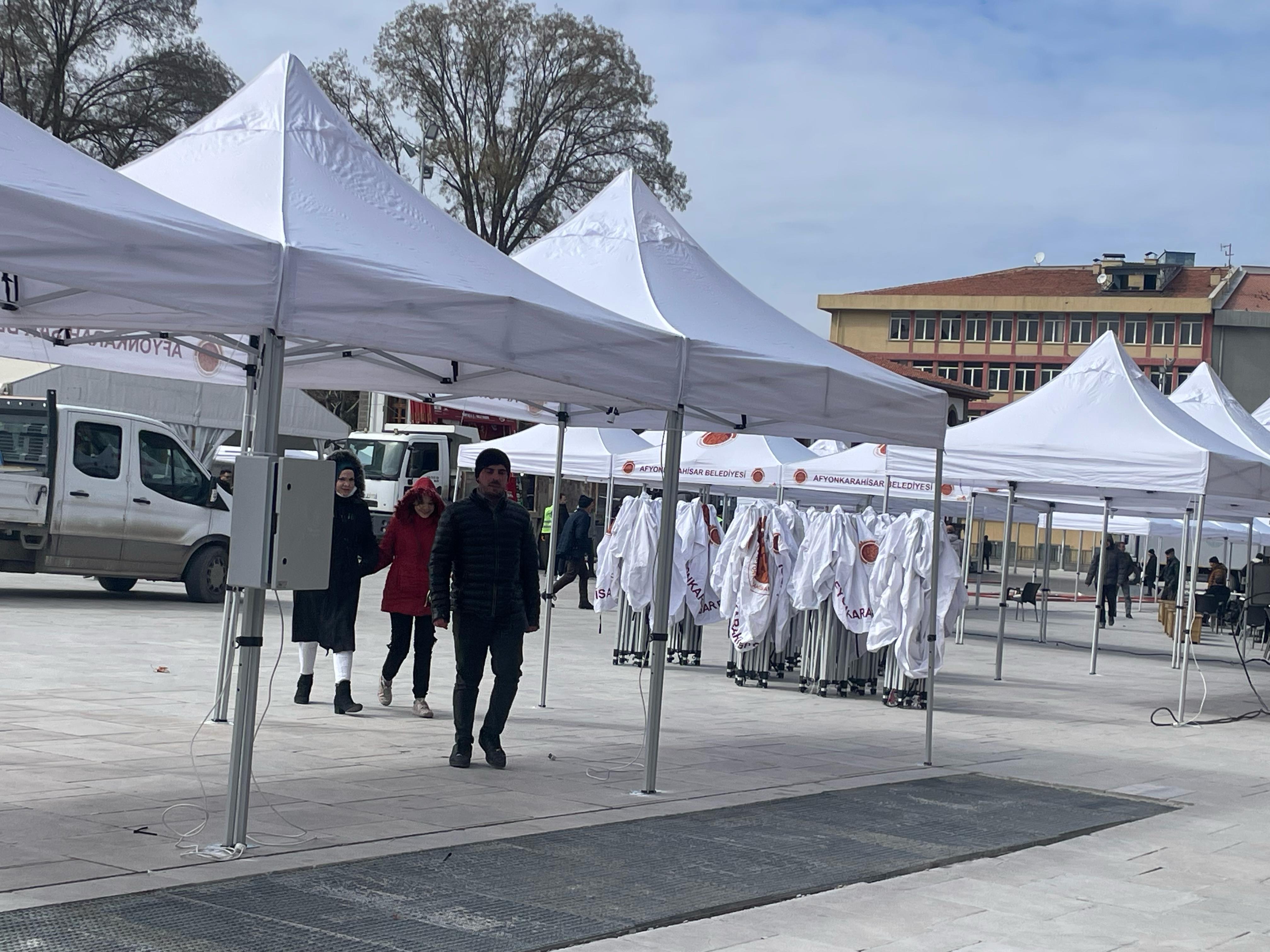 Afyonkarahisar'da Ramazan Coşkusu Başlıyor: Zafer Meydanı'nda İftar Çadırları Kuruluyor