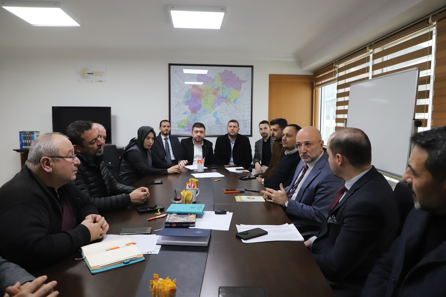 AK Parti İl Yönetimi Haftalık Toplantısını Gerçekleştirdi