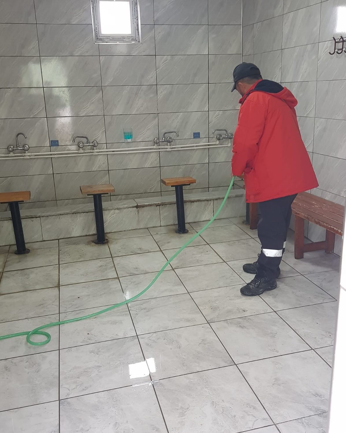 Bolvadin İlçesinde, Ramazan Öncesi Cami ve Kutsal Mekânlar Temizlendi