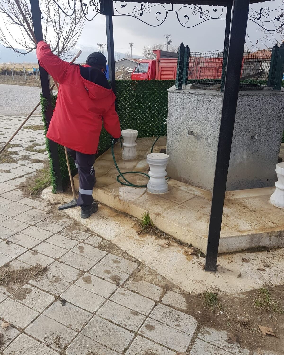 Bolvadin İlçesinde, Ramazan Öncesi Cami ve Kutsal Mekânlar Temizlendi