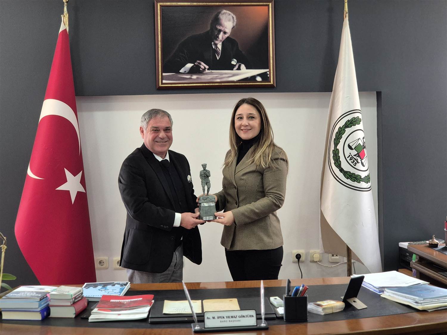 Afyonkarahisar Eğitim Vakfı’ndan,  Afyonkarahisar Barosuna Ziyaret