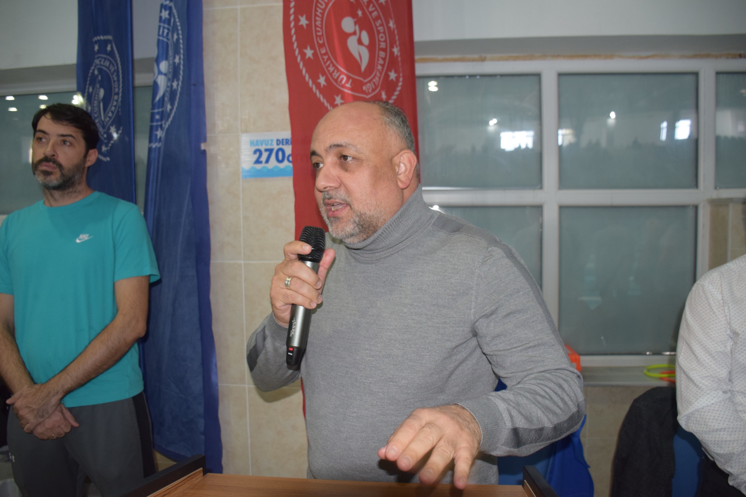 7-8 Yaş Kulüpler Yüzme Müsabakaları Yoğun Katılımla Gerçekleşti