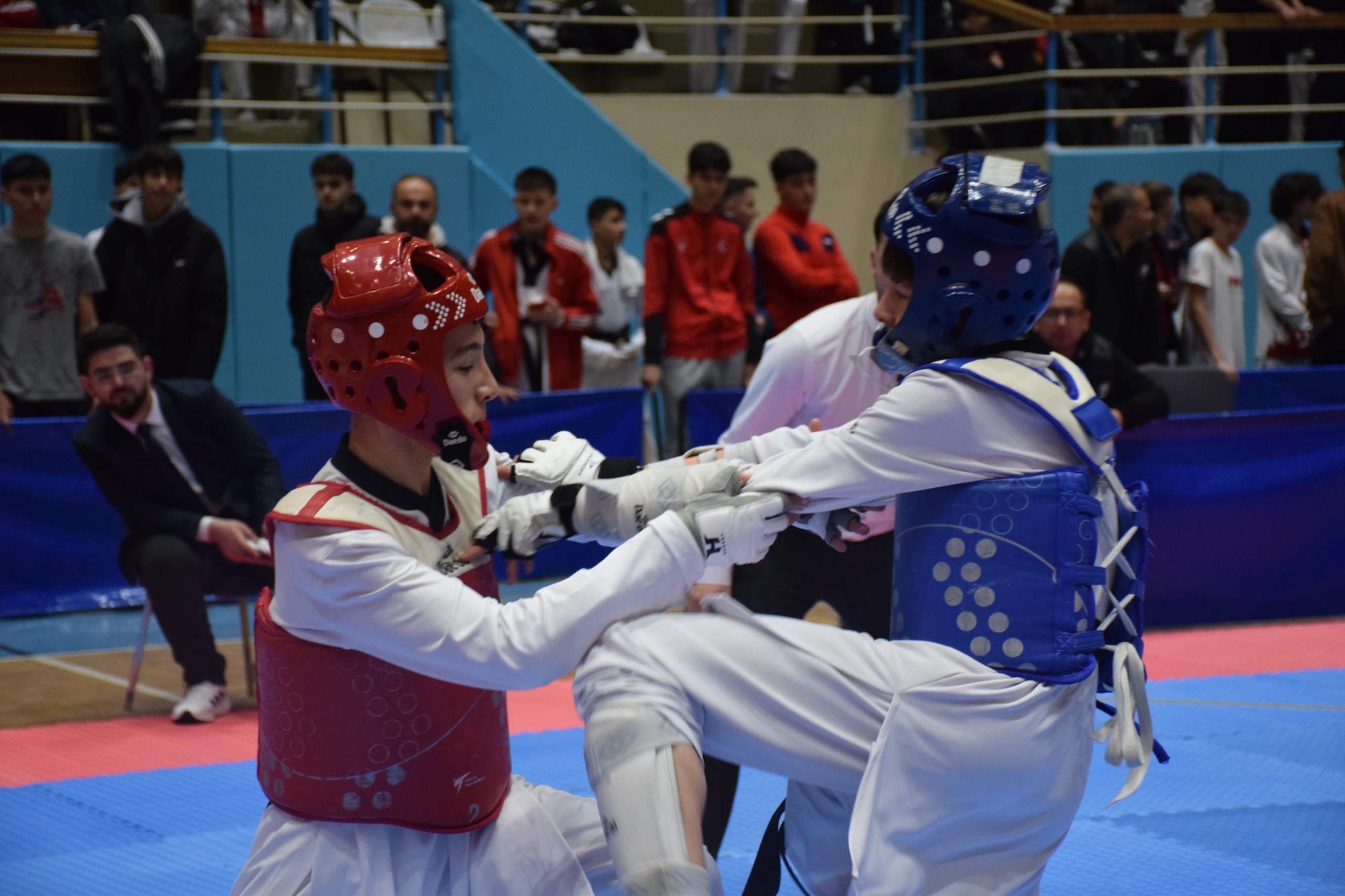 Taekwondo Grup Müsabakalarına Büyük İlgi