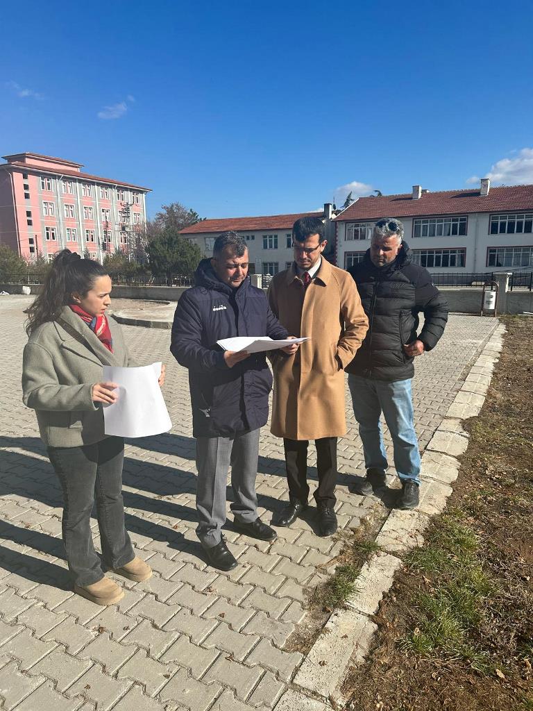 BAŞKAN KOYUNCU ÖNCÜLÜĞÜNDE EMİRDAĞ’DA EĞİTİM SEFERBERLİĞİ