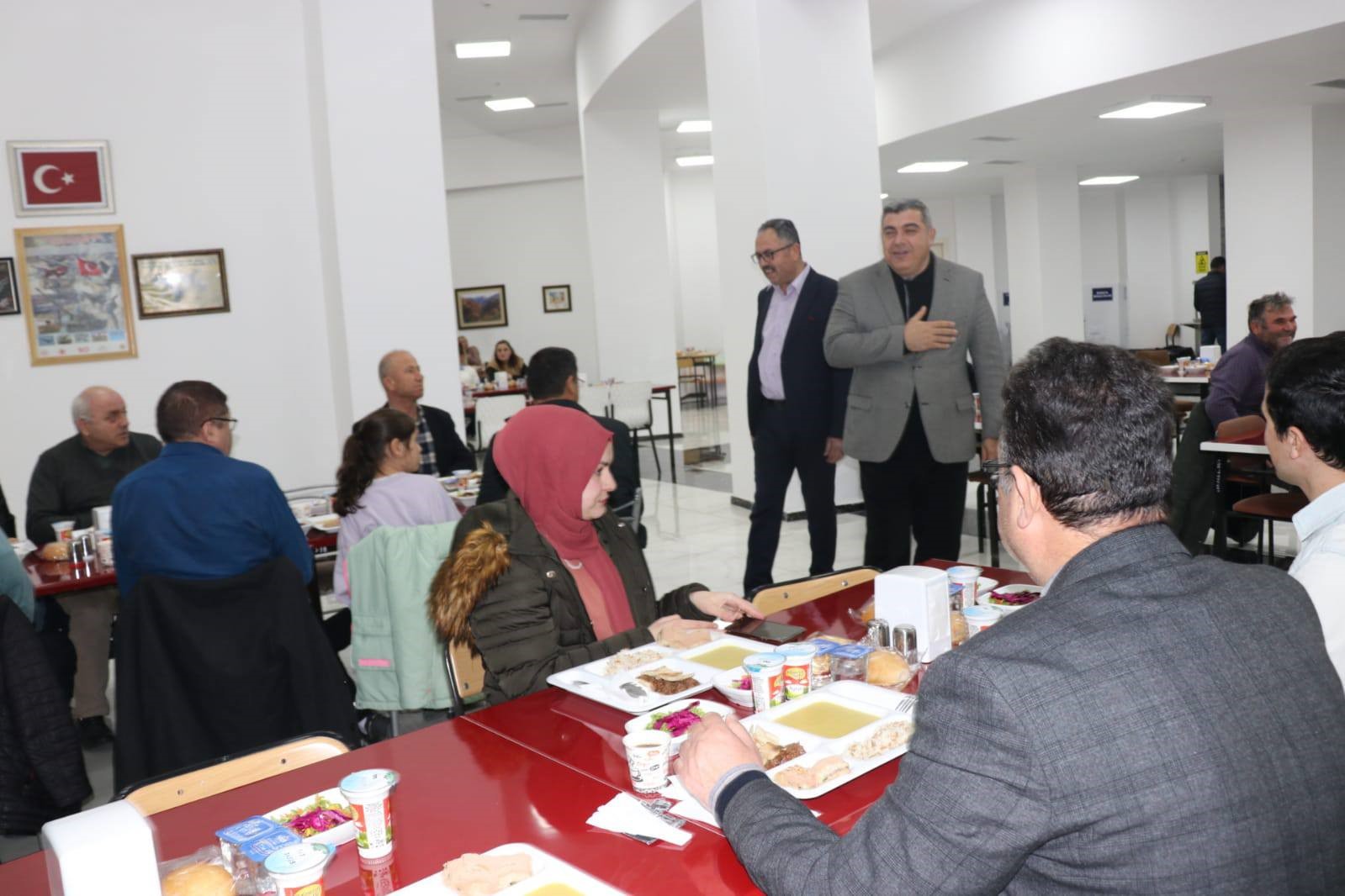 Eğitim Camiası İftarda Buluştu Milli Eğitim Müdürlüğü Geleneksel İftar Programı Düzenlendi