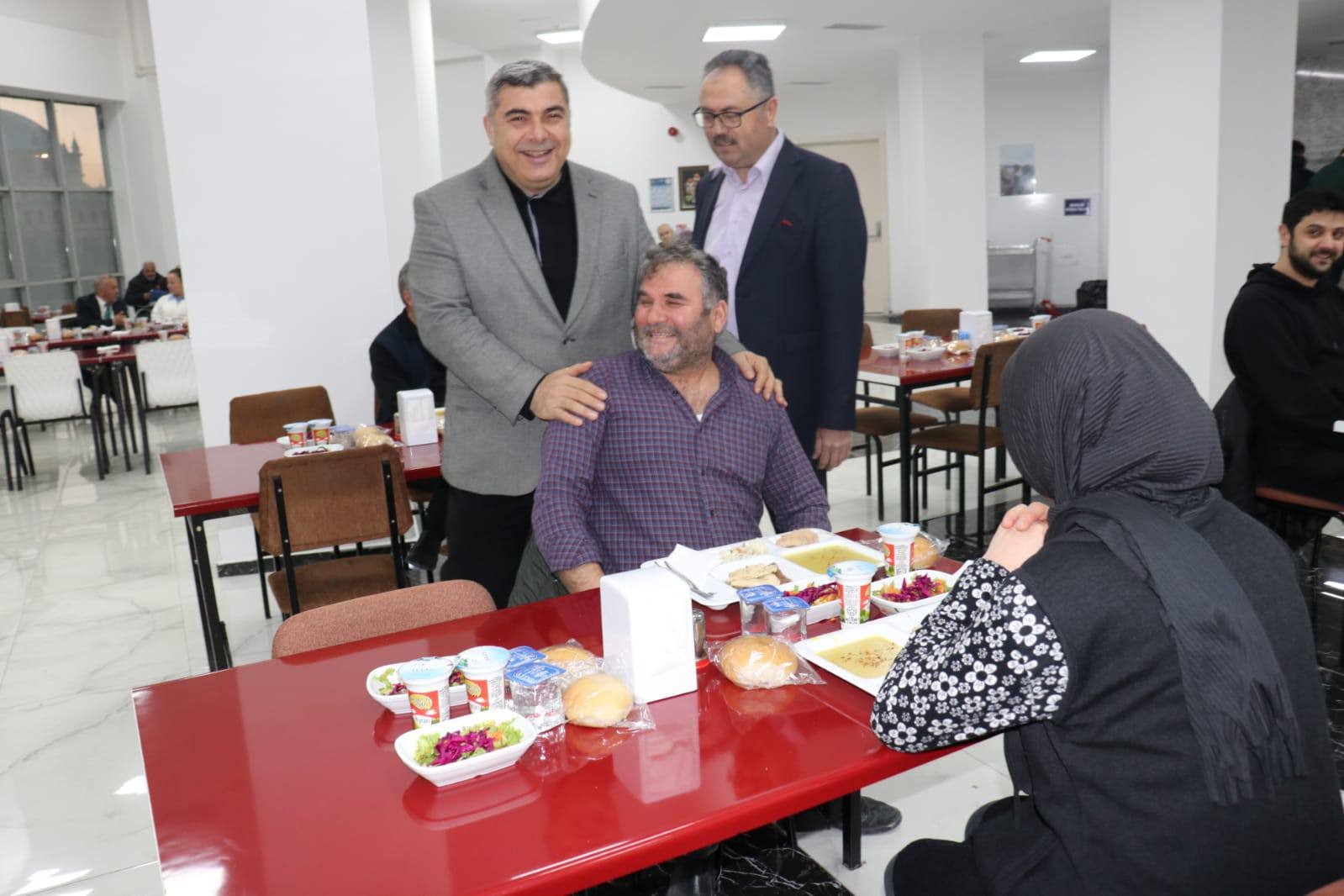 Eğitim Camiası İftarda Buluştu Milli Eğitim Müdürlüğü Geleneksel İftar Programı Düzenlendi