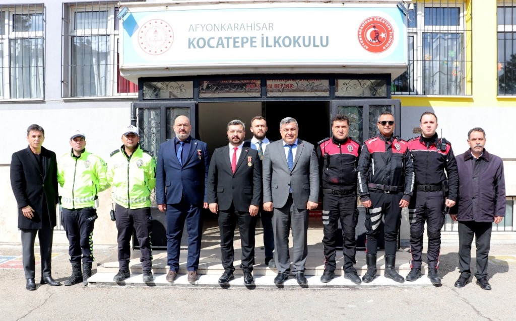 POLİS VE GAZİLERDEN EN ANLAMLI DERS