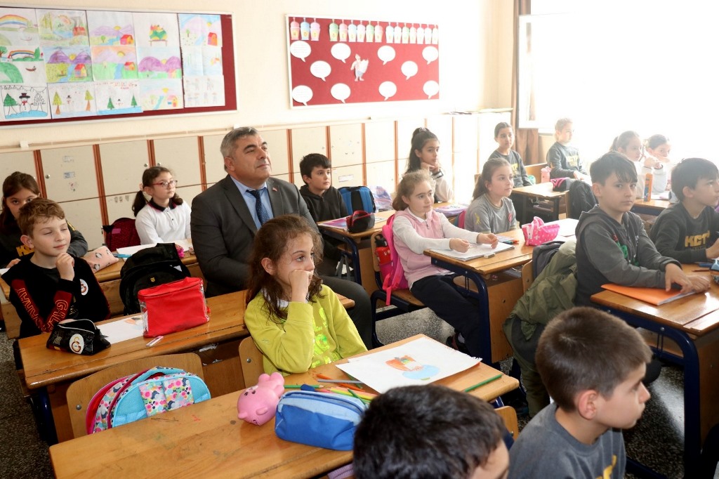 POLİS VE GAZİLERDEN EN ANLAMLI DERS