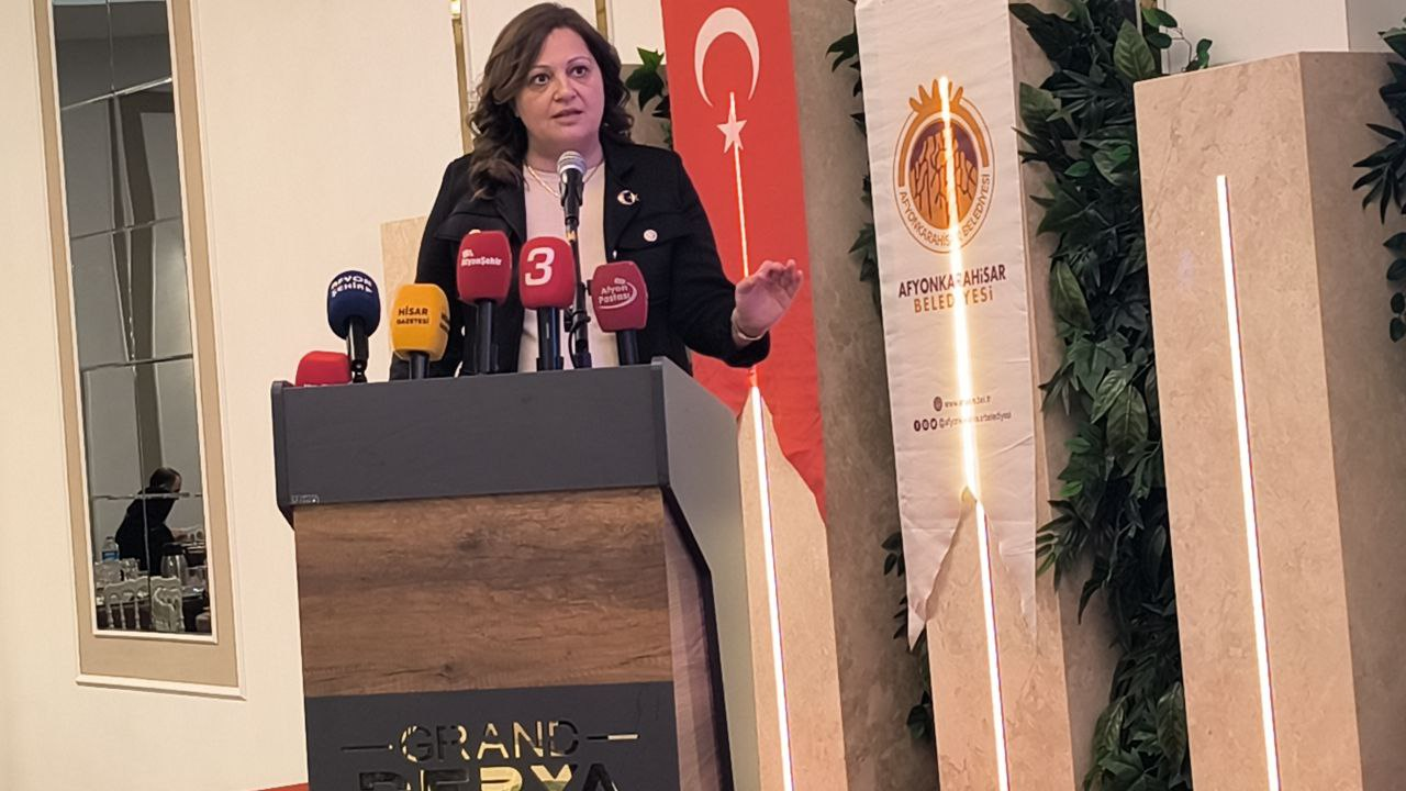 BAŞKAN KÖKSAL, ŞEHİT AİLELERİ  İLE İFTAR PROGRAMINDA BULUŞTU