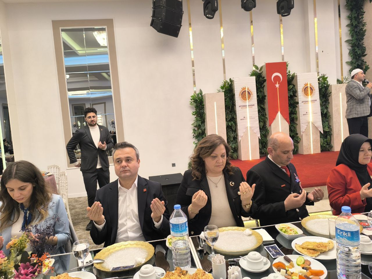 BAŞKAN KÖKSAL, ŞEHİT AİLELERİ  İLE İFTAR PROGRAMINDA BULUŞTU