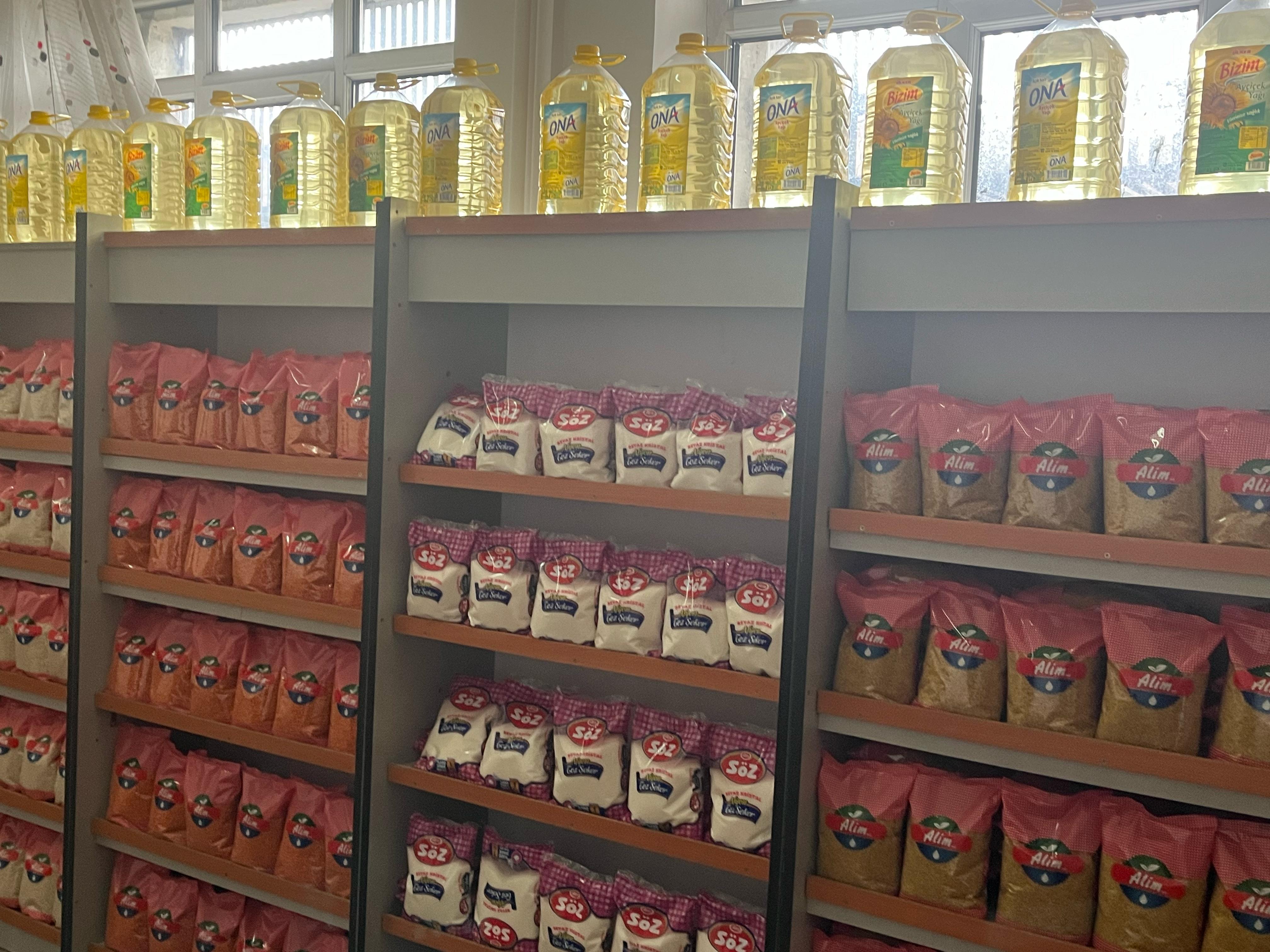 Yarım Elma 2.500 İhtiyaç Sahibi Aileye Yardım Sağlıyor