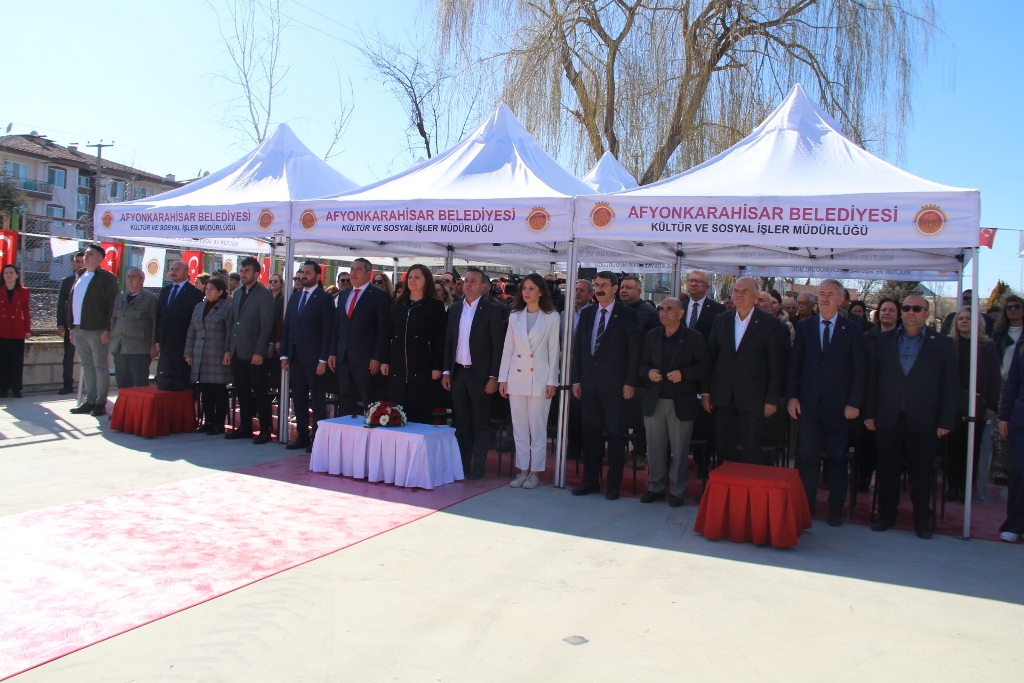 ZÜBEYDE HANIM BİLGİ EVİ VE ZAFER'İN ÇOCUKLARI  GÜNDÜZ BAKIMEVİ HİZMETE GİRDİ
