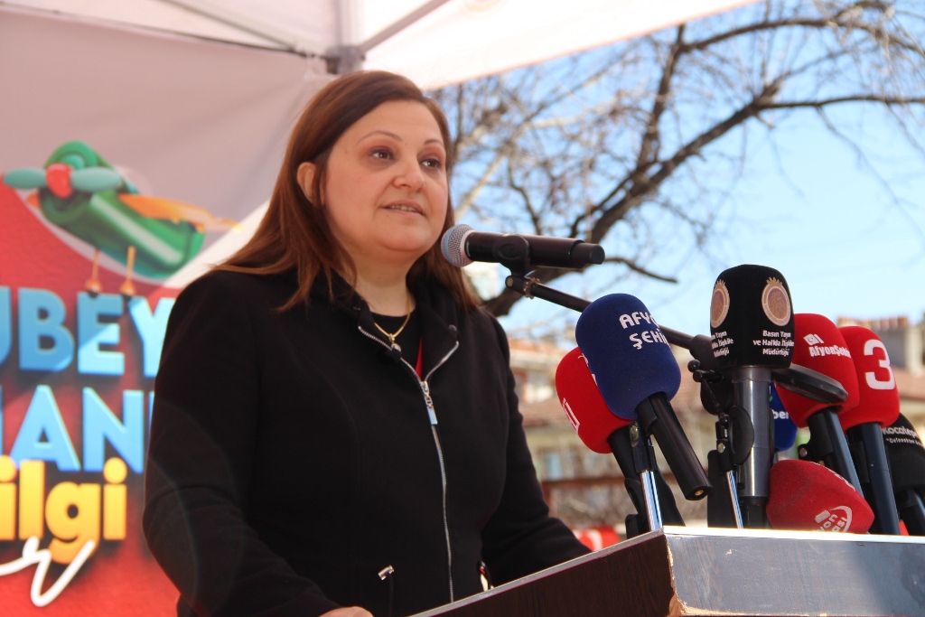 ZÜBEYDE HANIM BİLGİ EVİ VE ZAFER'İN ÇOCUKLARI  GÜNDÜZ BAKIMEVİ HİZMETE GİRDİ