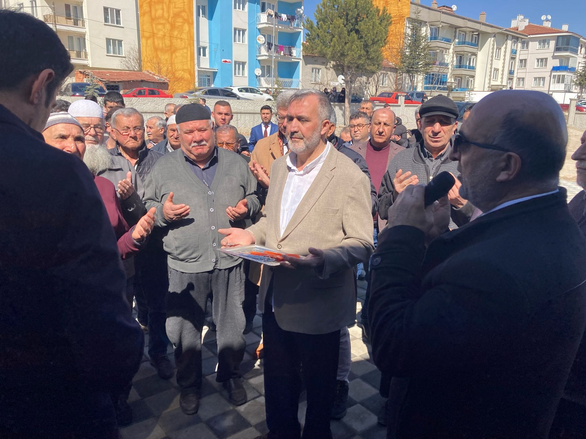 Selman-ı Farisi Camii İbadete Açıldı