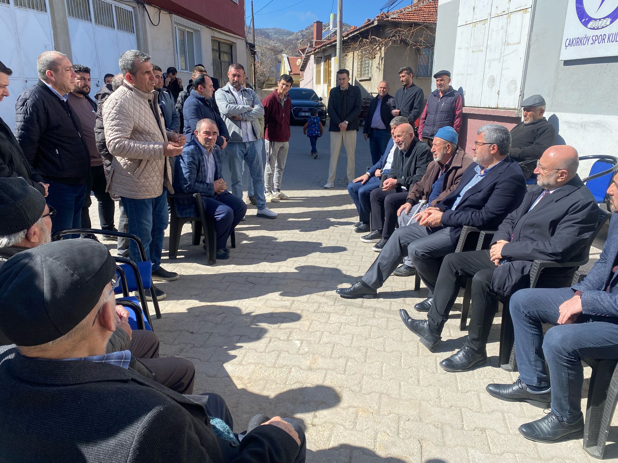 AK PARTİ HEYETİ ÇAKIRKÖYDE TALEPLERİ YERİNDE DİNLEDİ
