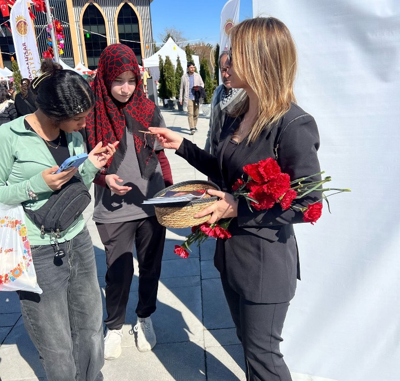 ANAHTAR PARTİ AFYONKARAHİSAR KADIN KOLLARI BAŞKANLIĞINA ATAMA YAPILDI