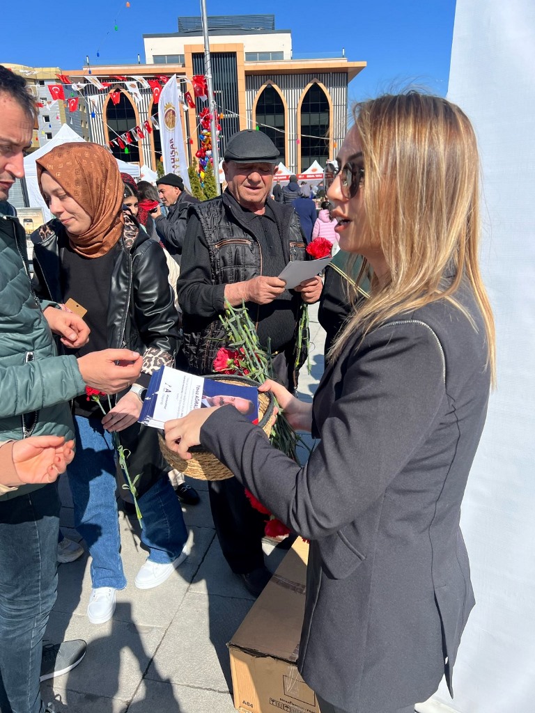 ANAHTAR PARTİ AFYONKARAHİSAR KADIN KOLLARI BAŞKANLIĞINA ATAMA YAPILDI